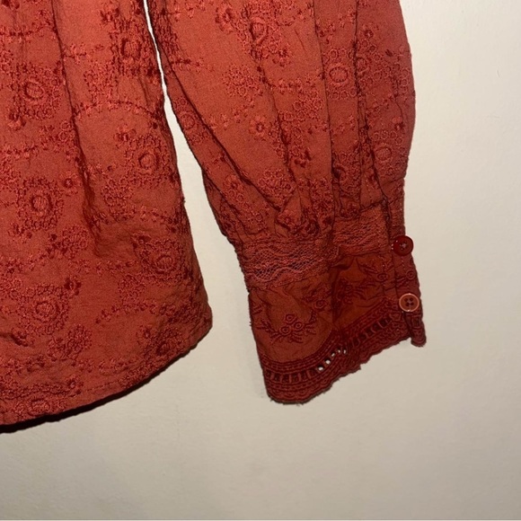 Women's Rust Blouse - Picture 3 of 6